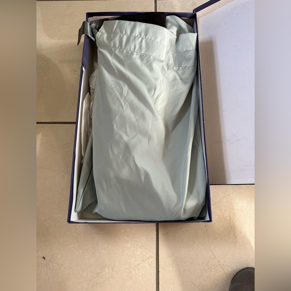 NIB Stuart Weitzman suede boots. - Picture 6 of 8